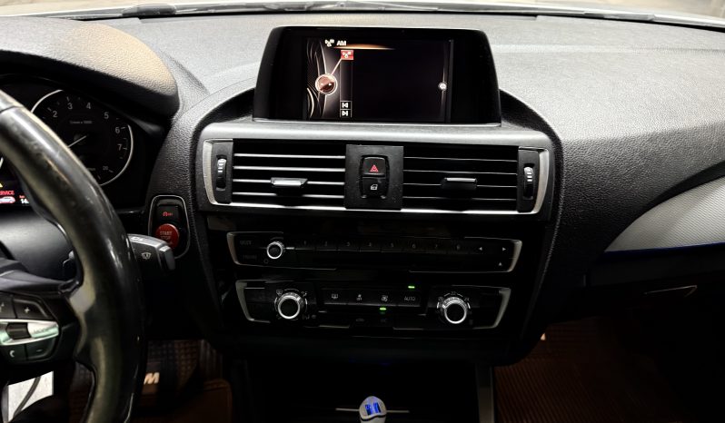 
								BMW 120i 2016 full									