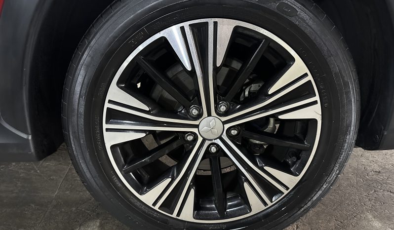 
								Mitsubishi Eclipse Cross 2019 full									
